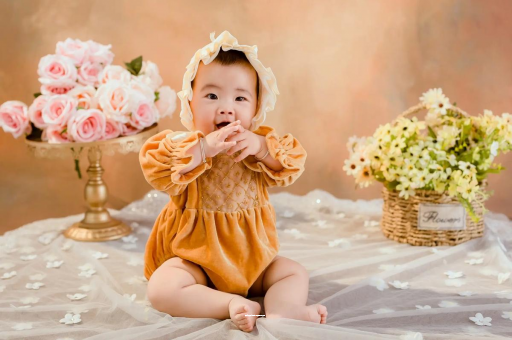 弥勒孕妇脖子长小疙瘩